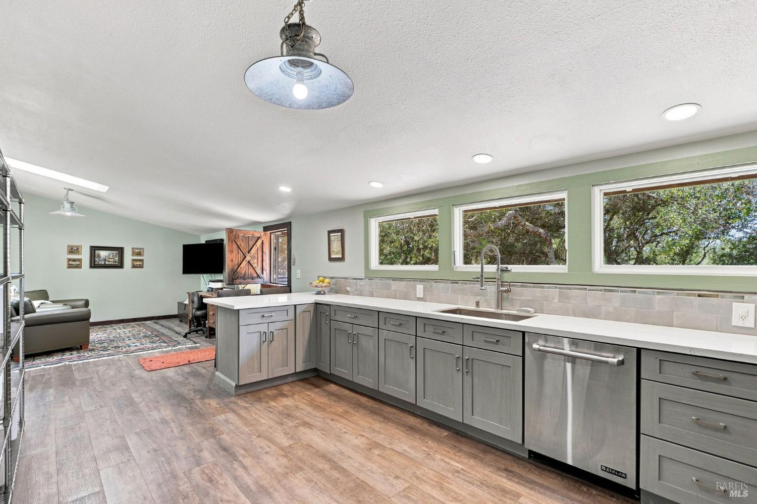 1750 Lytton Springs Road Healdsburg CA 95448