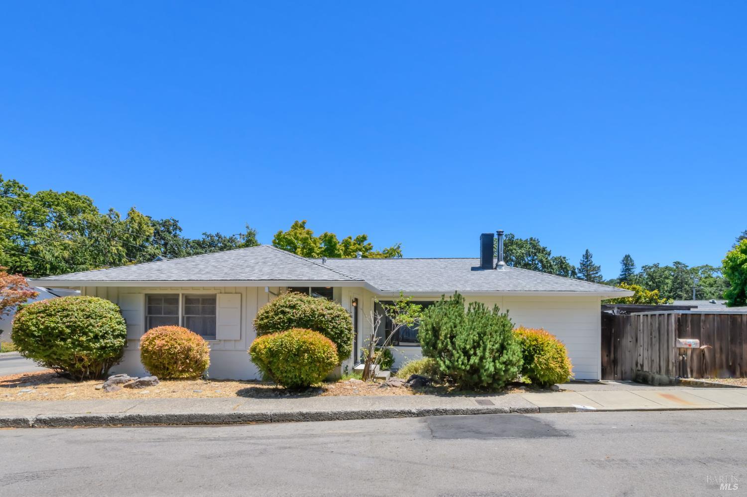 2 Muriel Place Fairfax CA 94930