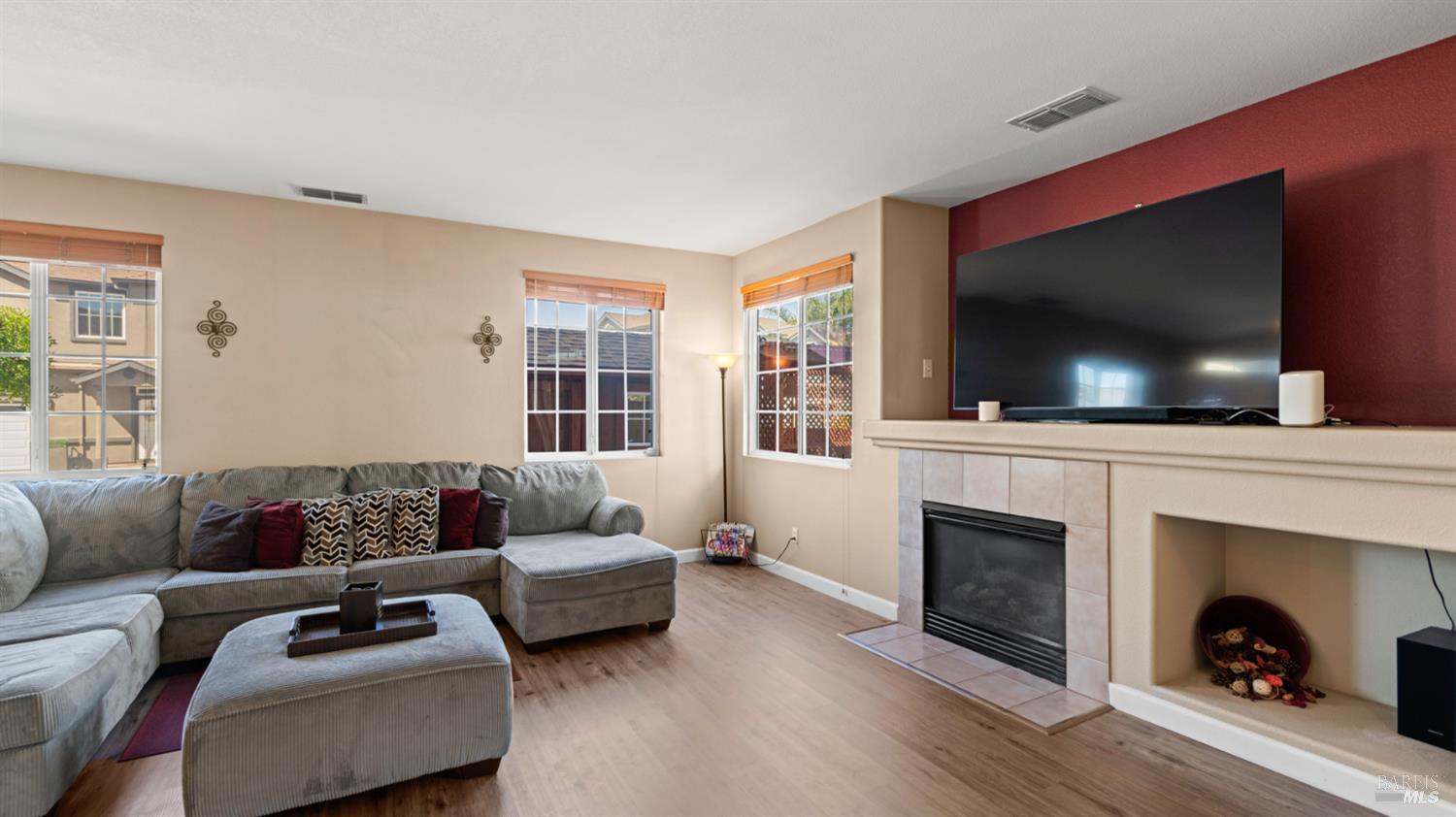 2581 Smith Lane Fairfield CA 94533