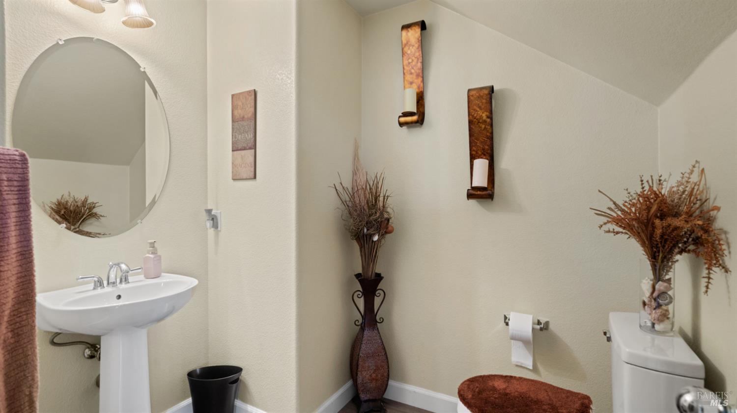 2581 Smith Lane Fairfield CA 94533