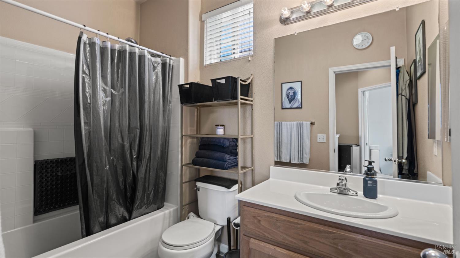 2581 Smith Lane Fairfield CA 94533