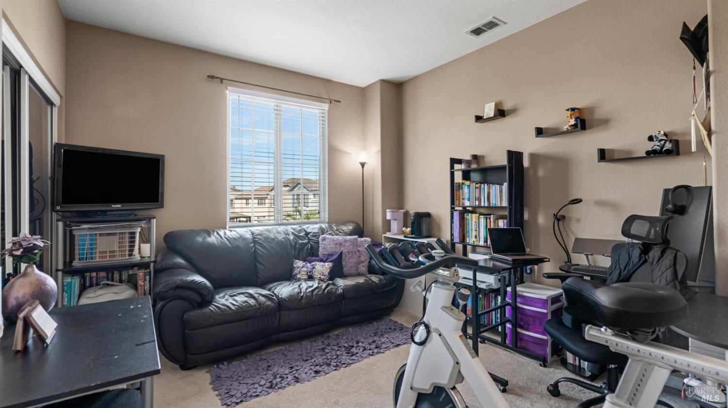 2581 Smith Lane Fairfield CA 94533