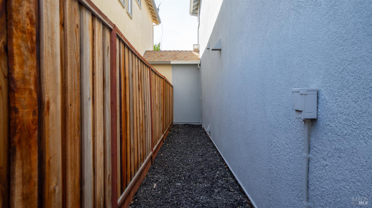 2581 Smith Lane Fairfield CA 94533