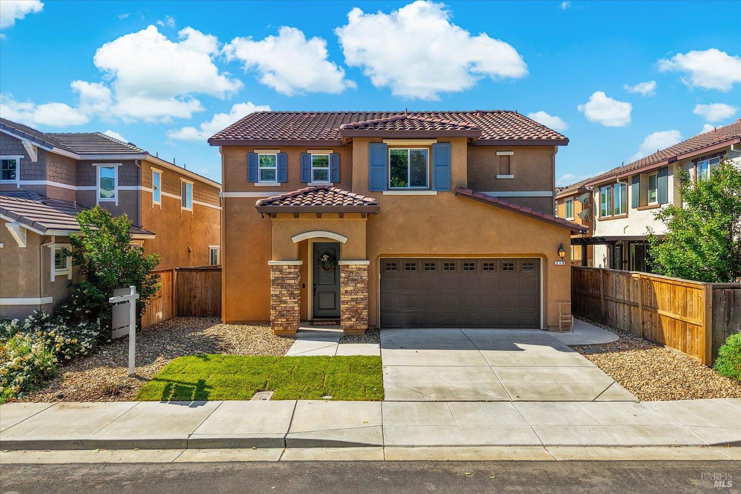 210 Heritage Lane Dixon CA 95620