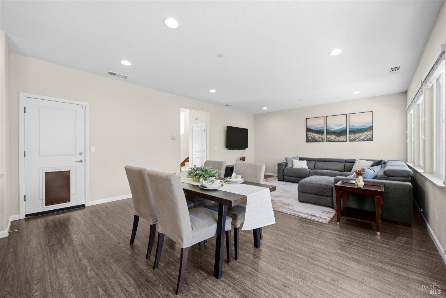210 Heritage Lane Dixon CA 95620