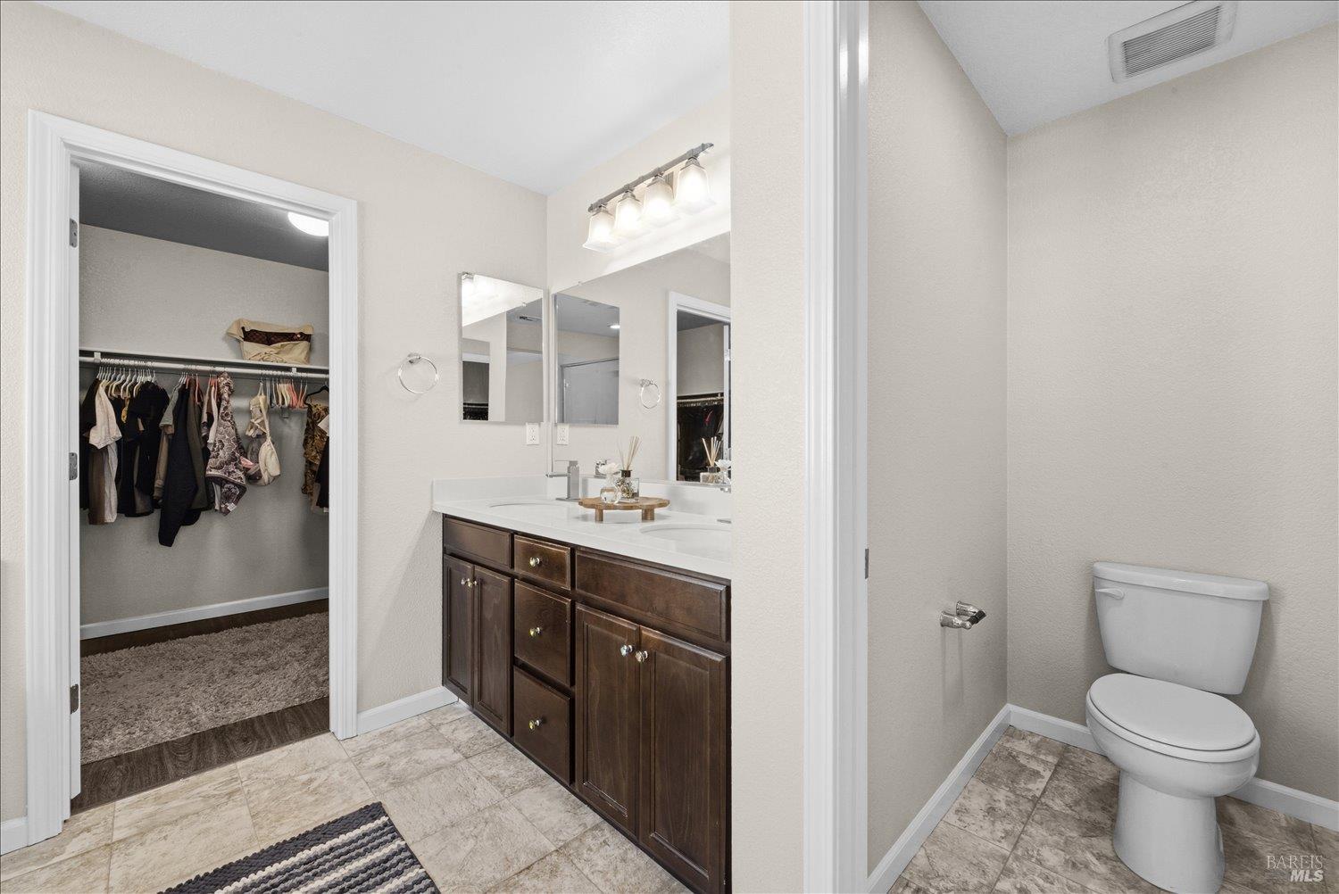 210 Heritage Lane Dixon CA 95620