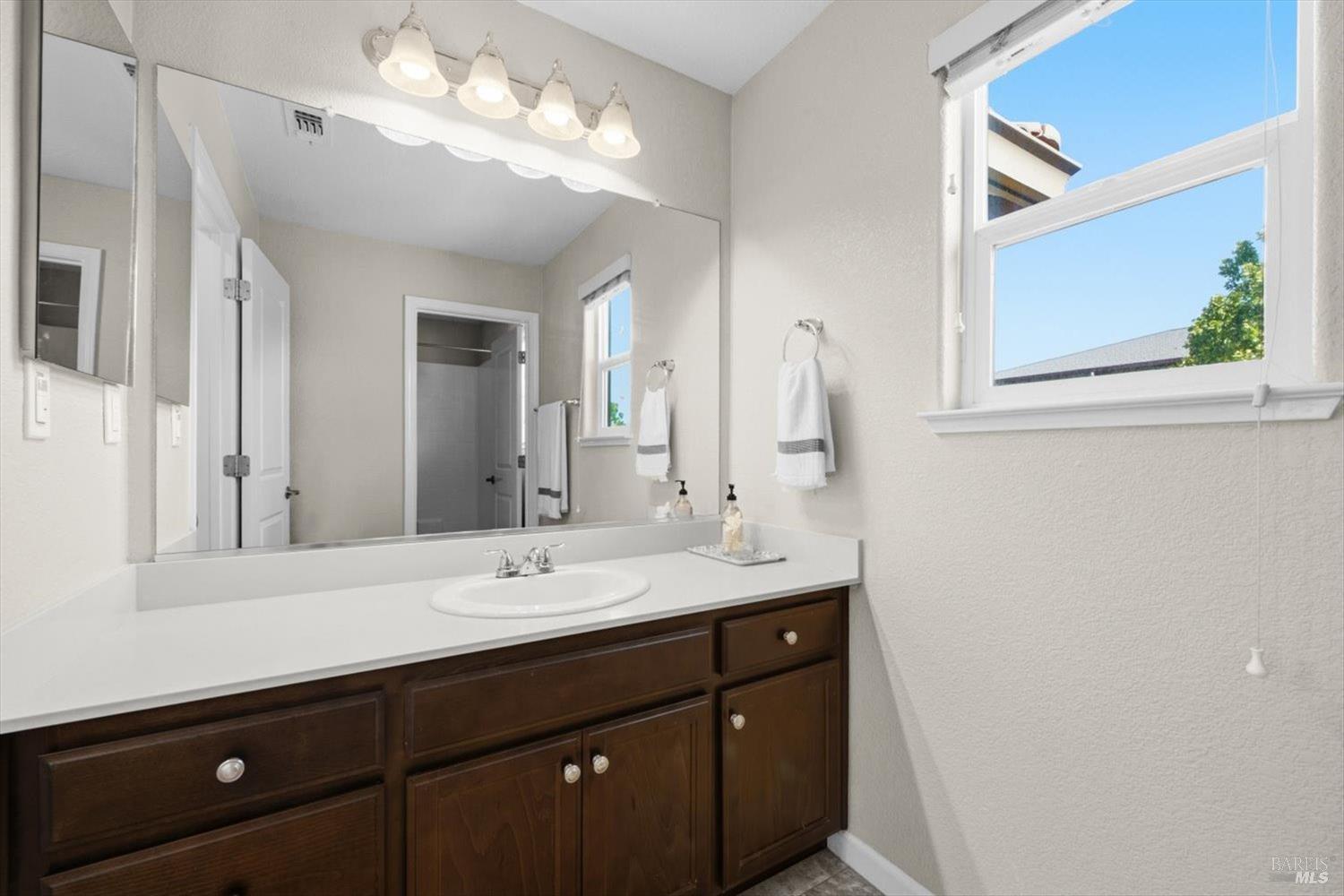 210 Heritage Lane Dixon CA 95620