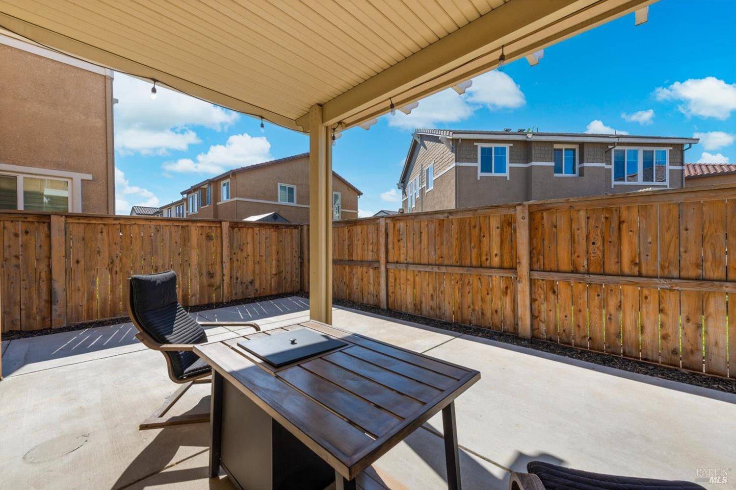 210 Heritage Lane Dixon CA 95620