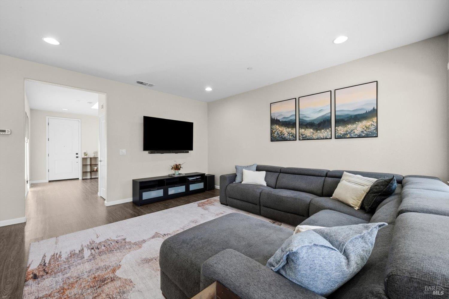210 Heritage Lane Dixon CA 95620