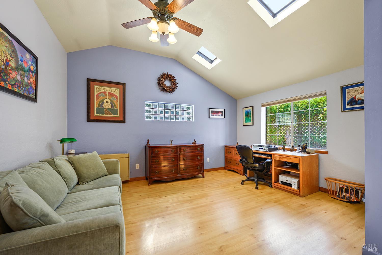 7350 Fircrest Avenue Sebastopol CA 95472