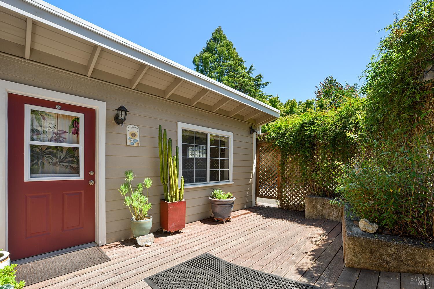 7350 Fircrest Avenue Sebastopol CA 95472