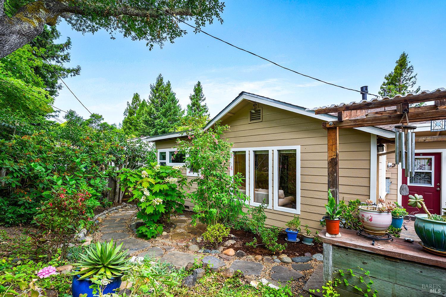 7350 Fircrest Avenue Sebastopol CA 95472