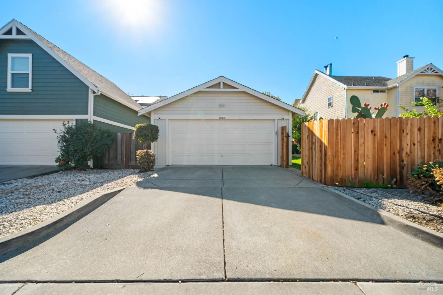 808 Bay Street Suisun City CA 94585
