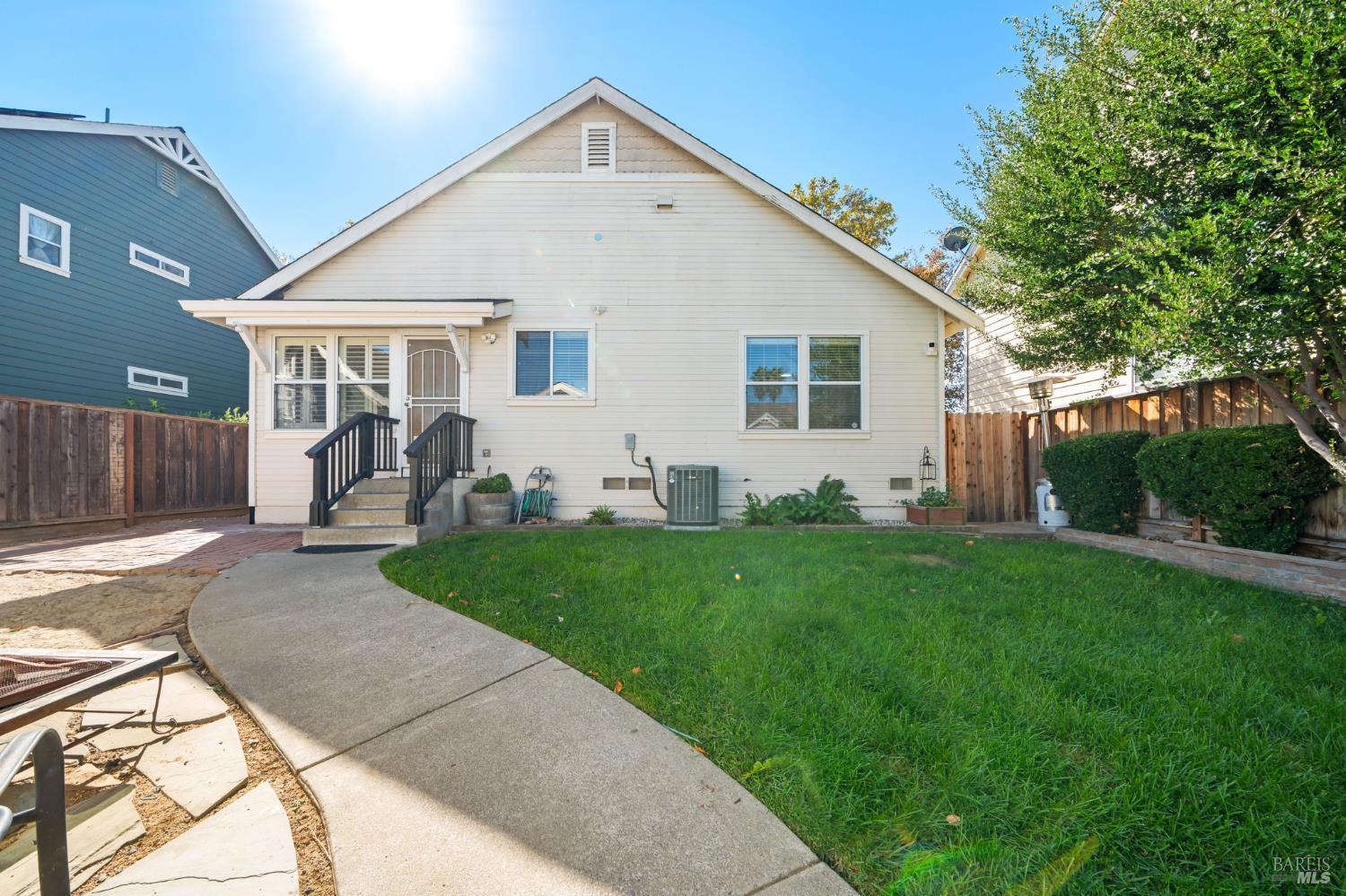 808 Bay Street Suisun City CA 94585