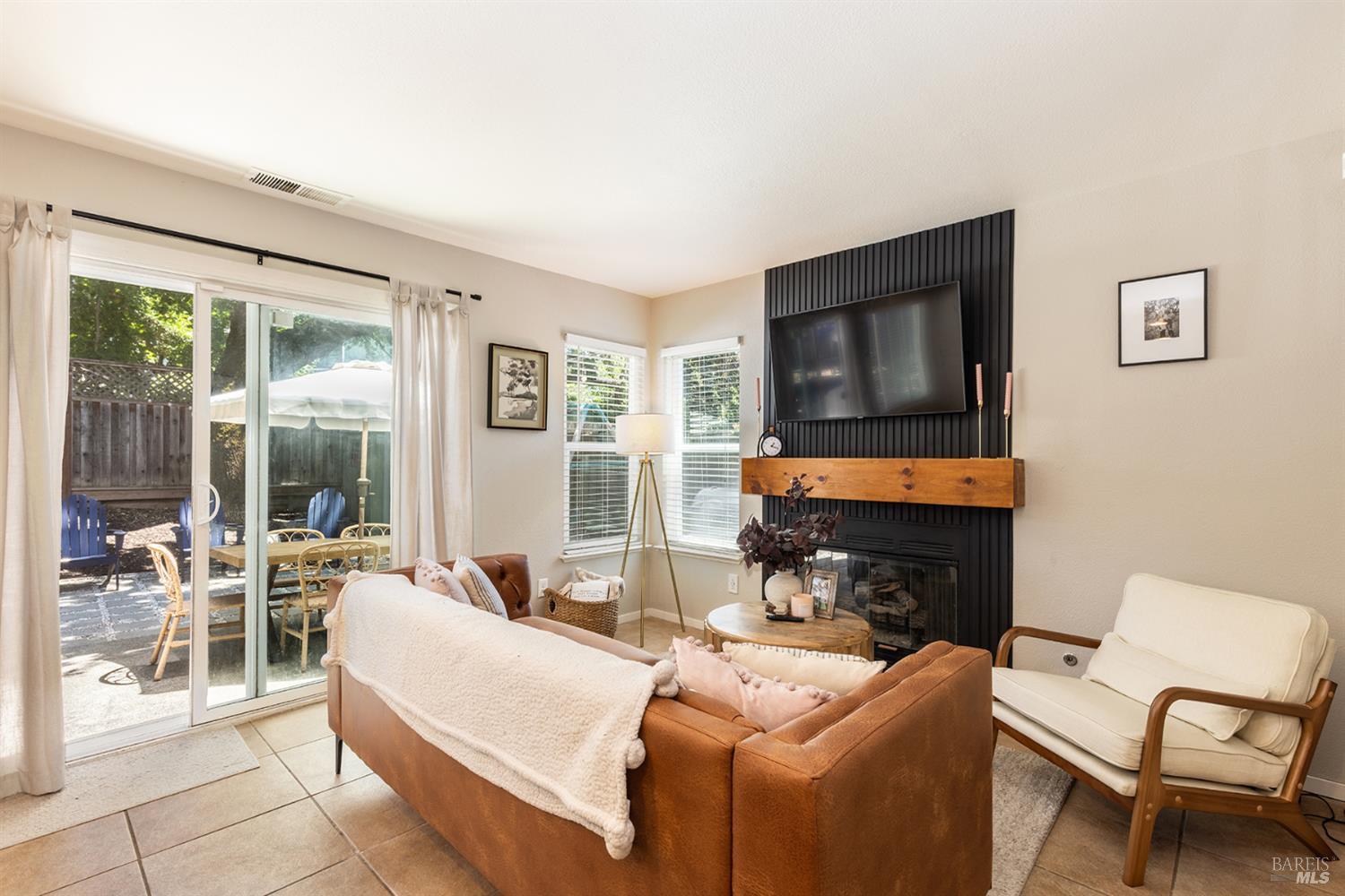 355 Pollard Way Windsor CA 95492