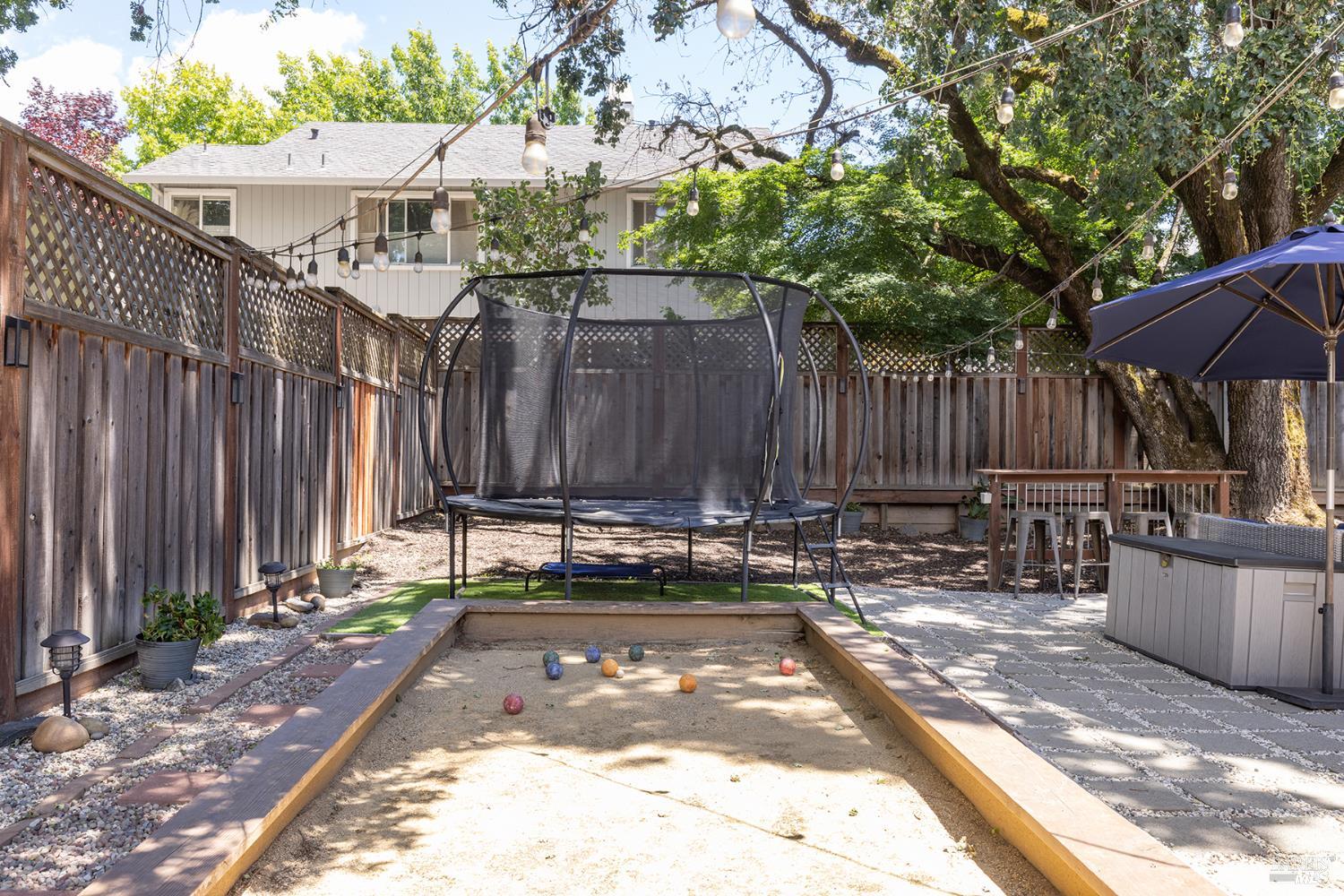 355 Pollard Way Windsor CA 95492