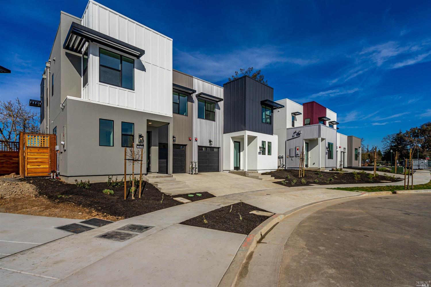 1656 Alnico Lane Santa Rosa CA 95403