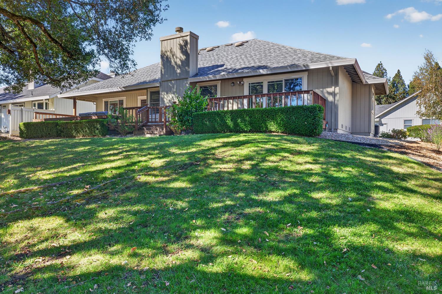 346 Singing Brook Circle Santa Rosa CA 95409