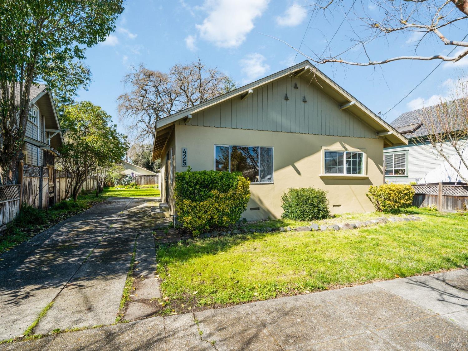 425 Bosley Street Santa Rosa CA 95401