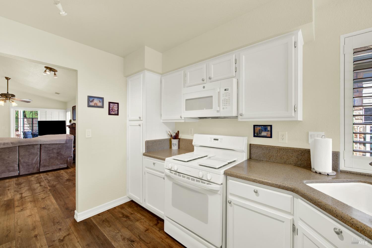 315 Regency Circle Vacaville CA 95687