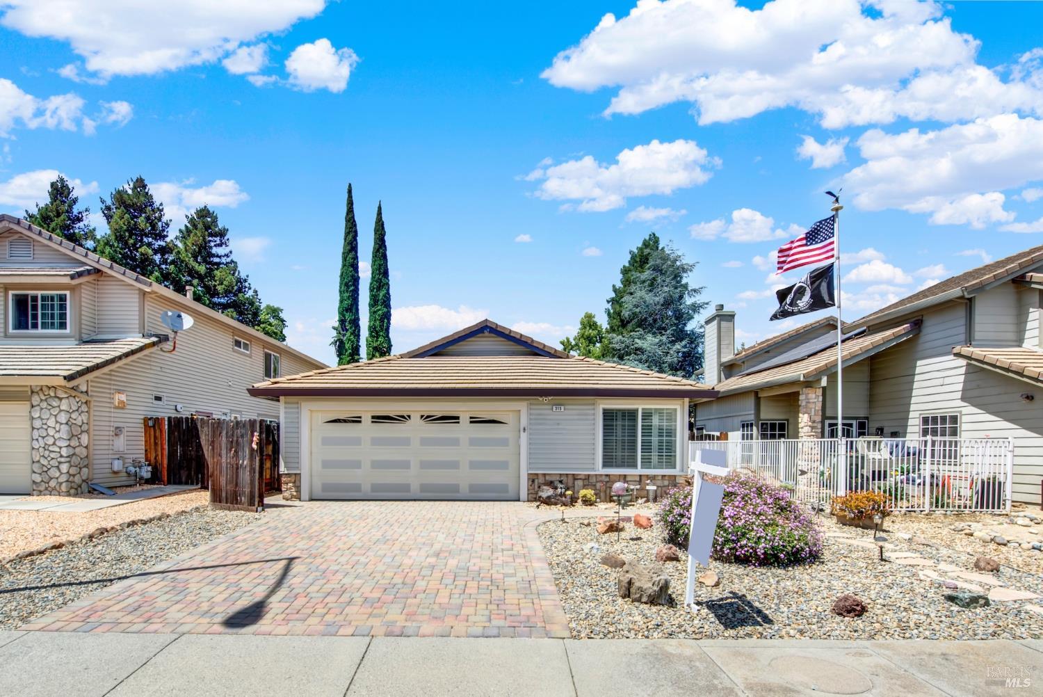 315 Regency Circle Vacaville CA 95687