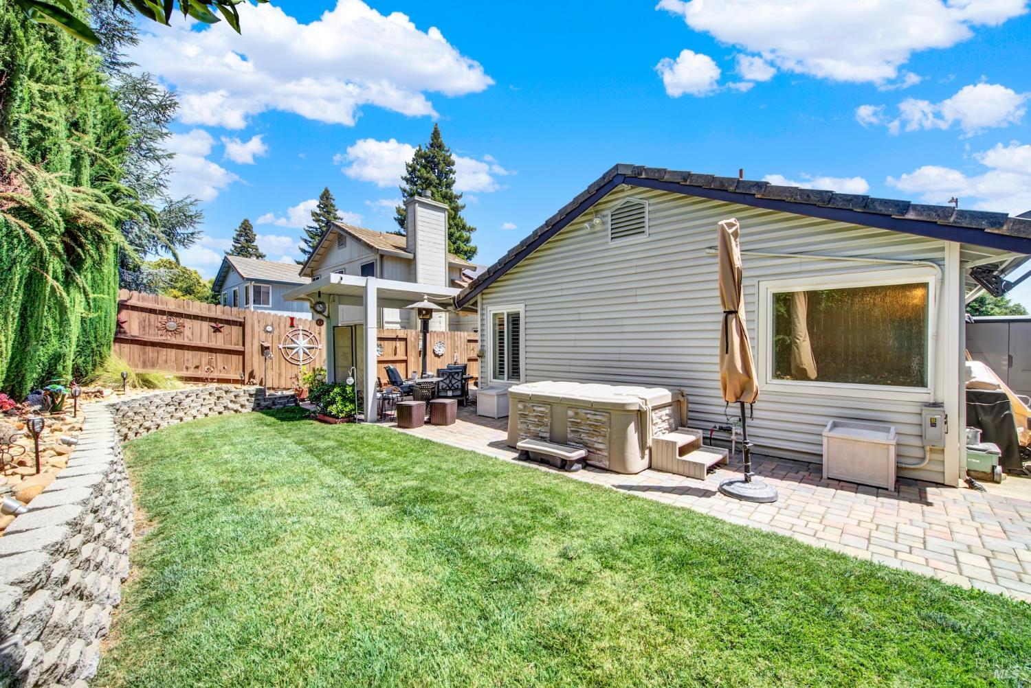 315 Regency Circle Vacaville CA 95687
