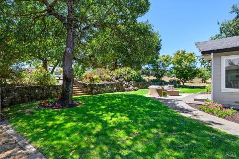 5975 Volkerts Road Sebastopol CA 95472