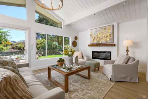 5975 Volkerts Road Sebastopol CA 95472