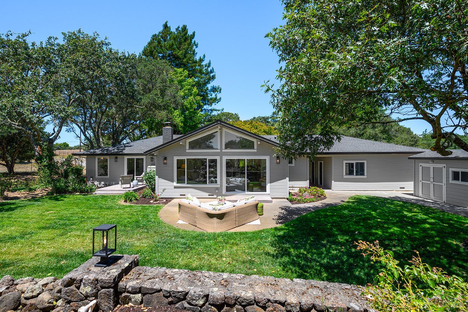 5975 Volkerts Road Sebastopol CA 95472