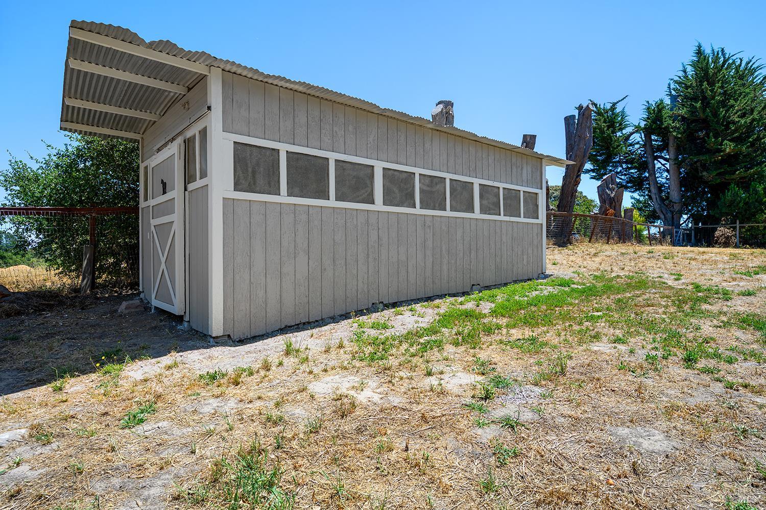 5975 Volkerts Road Sebastopol CA 95472