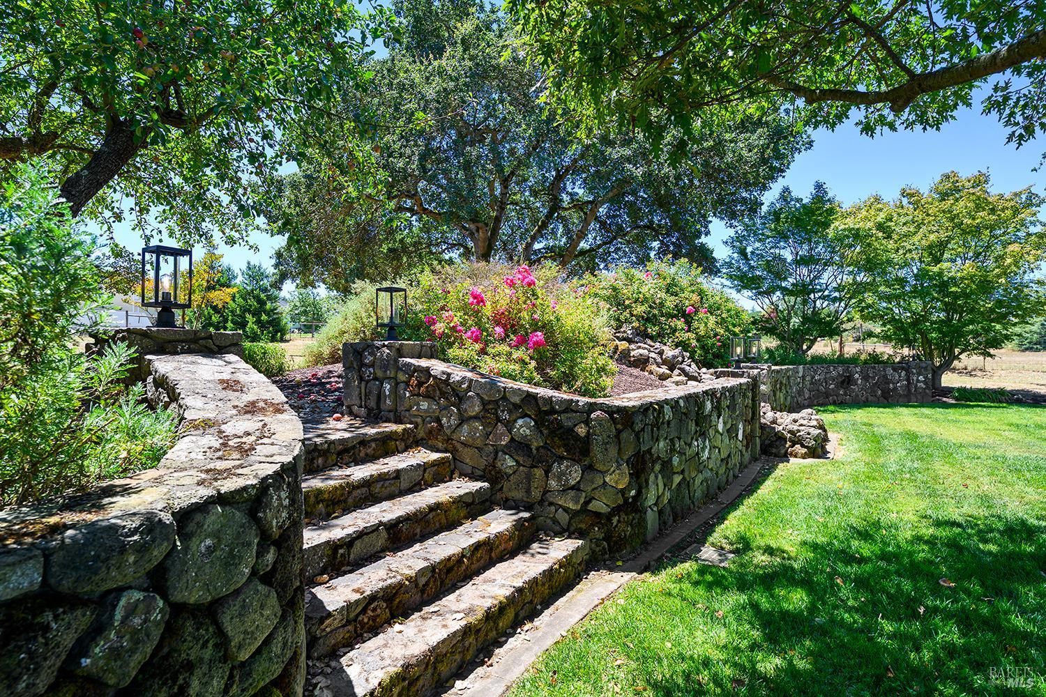 5975 Volkerts Road Sebastopol CA 95472