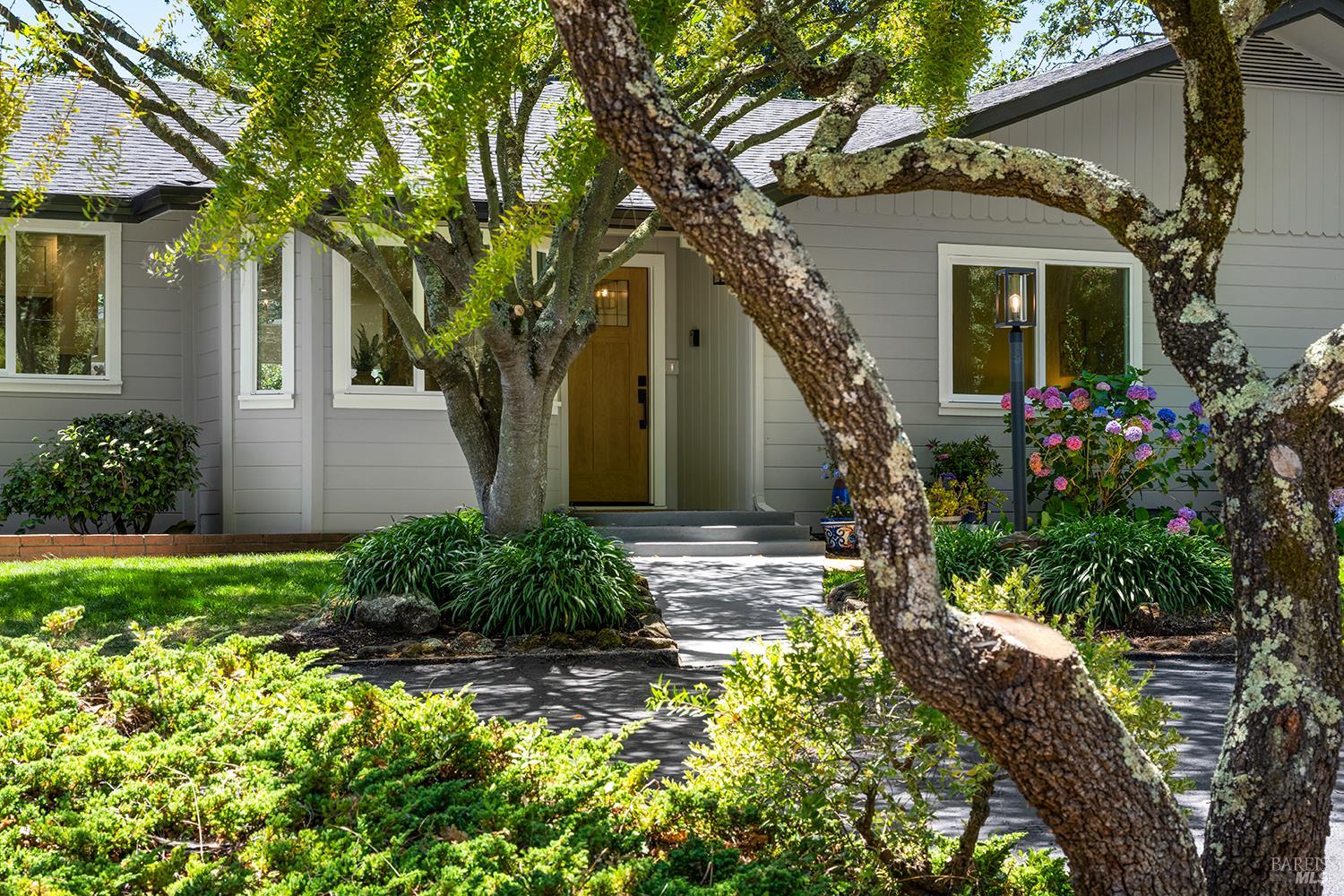 5975 Volkerts Road Sebastopol CA 95472