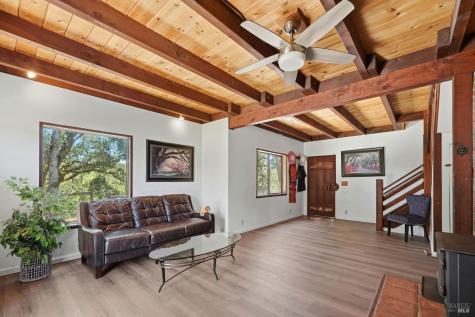 2713 Leslie Road Santa Rosa CA 95404