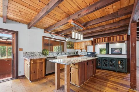 2713 Leslie Road Santa Rosa CA 95404