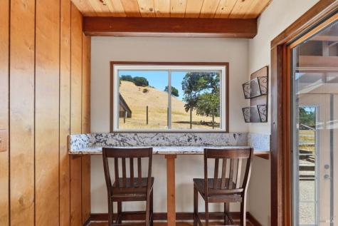 2713 Leslie Road Santa Rosa CA 95404