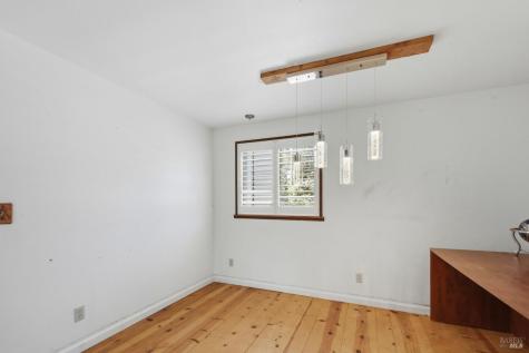 2713 Leslie Road Santa Rosa CA 95404