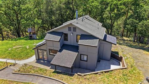 2713 Leslie Road Santa Rosa CA 95404