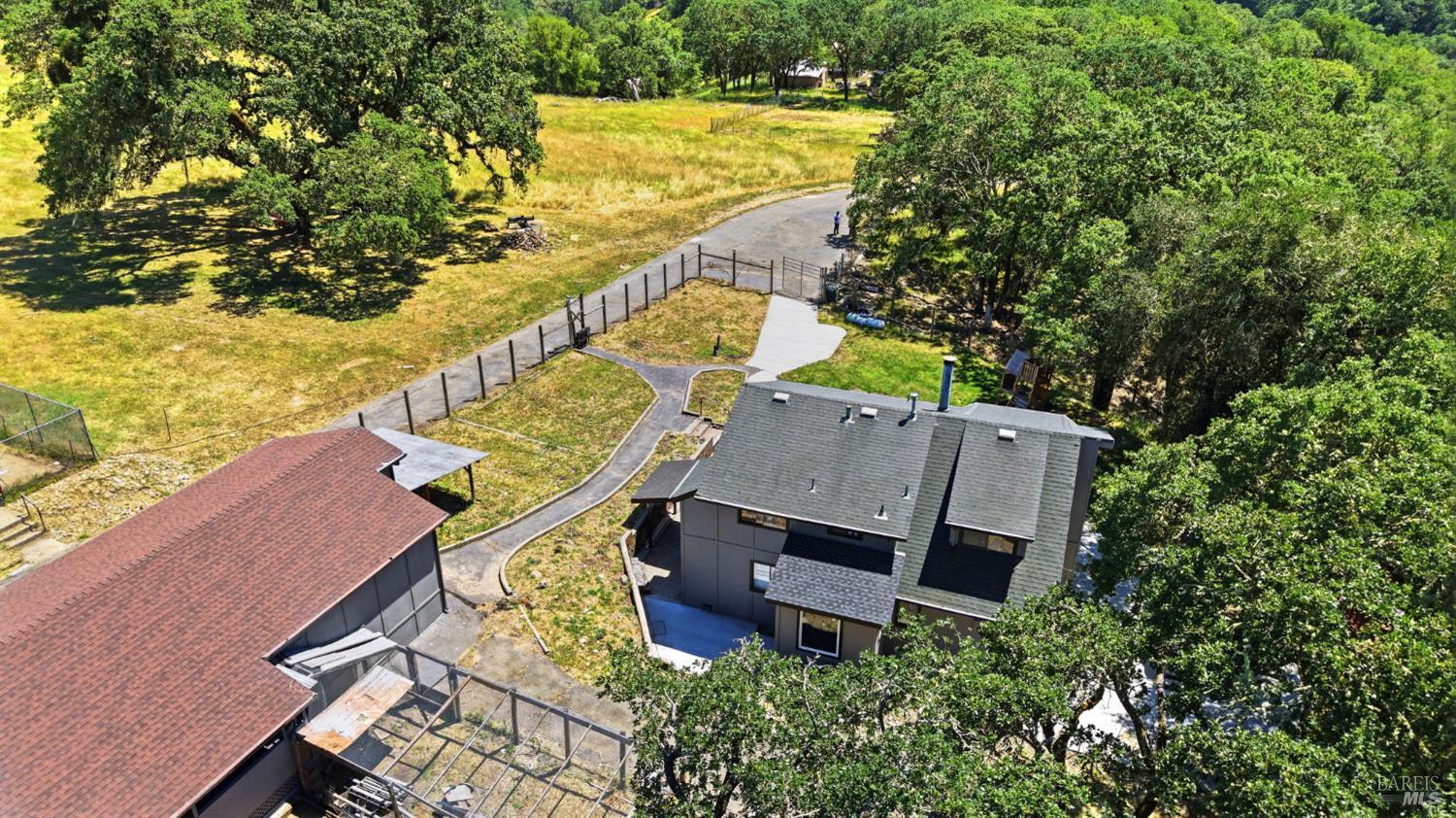 2713 Leslie Road Santa Rosa CA 95404