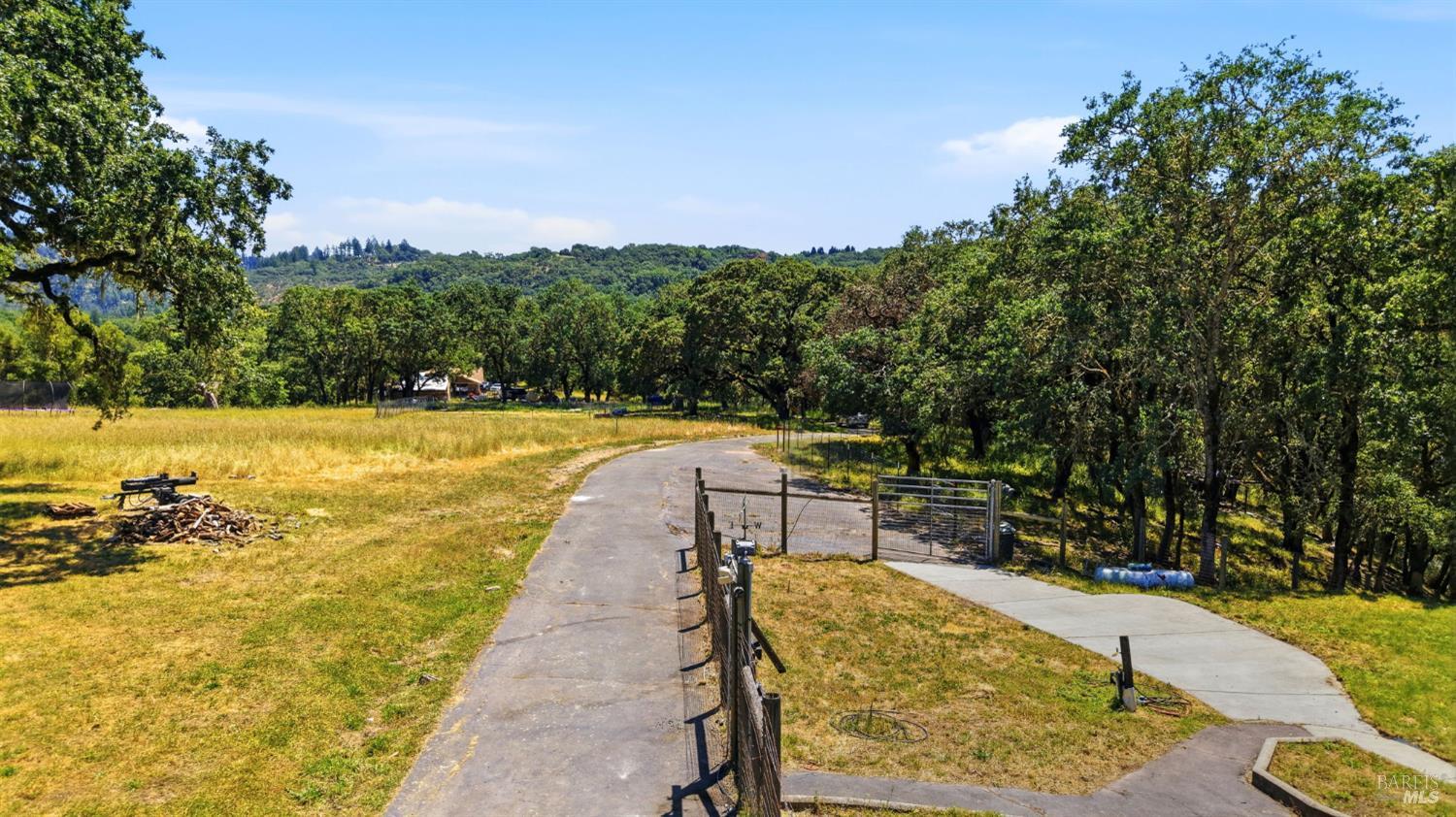 2713 Leslie Road Santa Rosa CA 95404