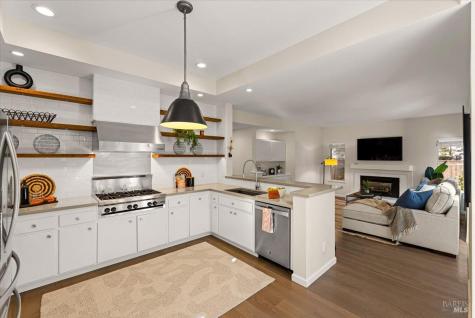 316 Windflower Court Windsor CA 95492