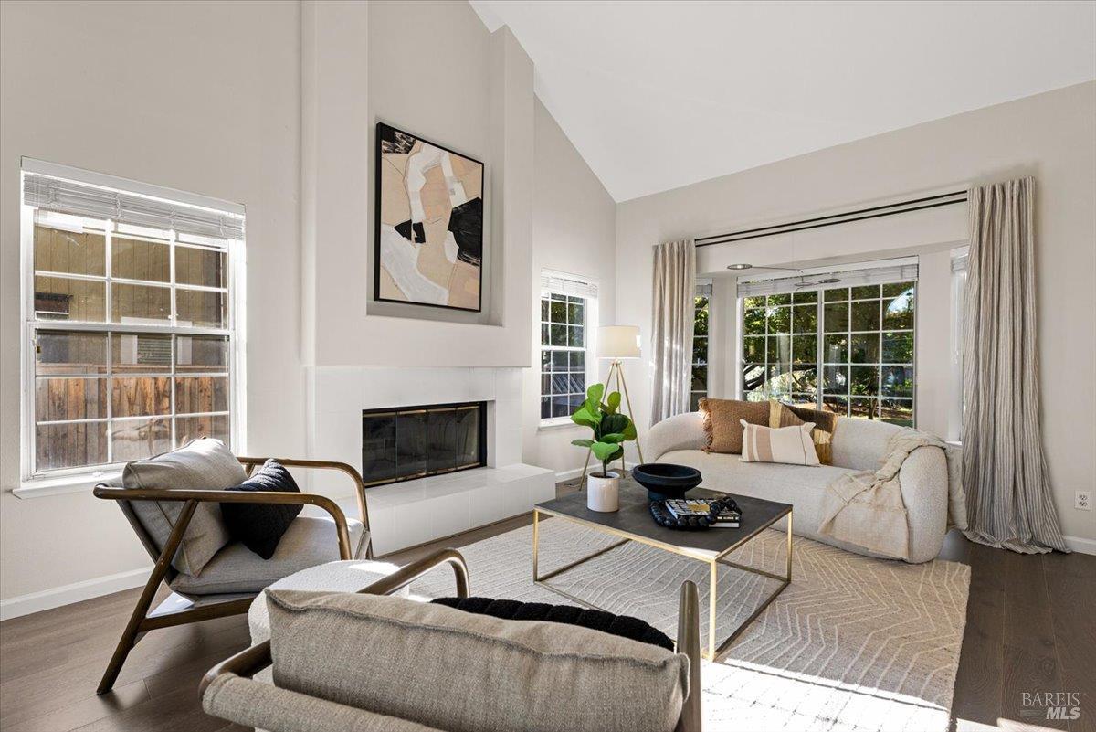 316 Windflower Court Windsor CA 95492
