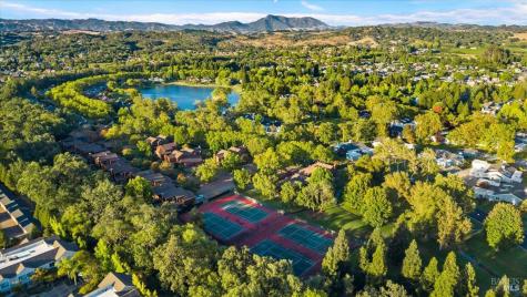 316 Windflower Court Windsor CA 95492