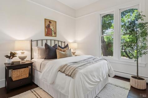17 10th Street Petaluma CA 94952