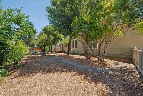 17 10th Street Petaluma CA 94952