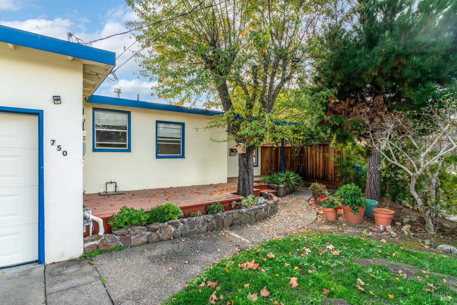 750 Plaza Amapola Novato CA 94947