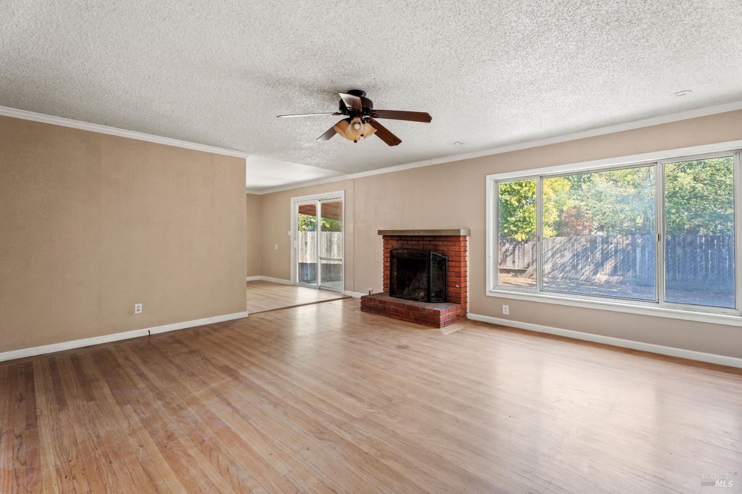 566 Stella Drive Ukiah CA 95482