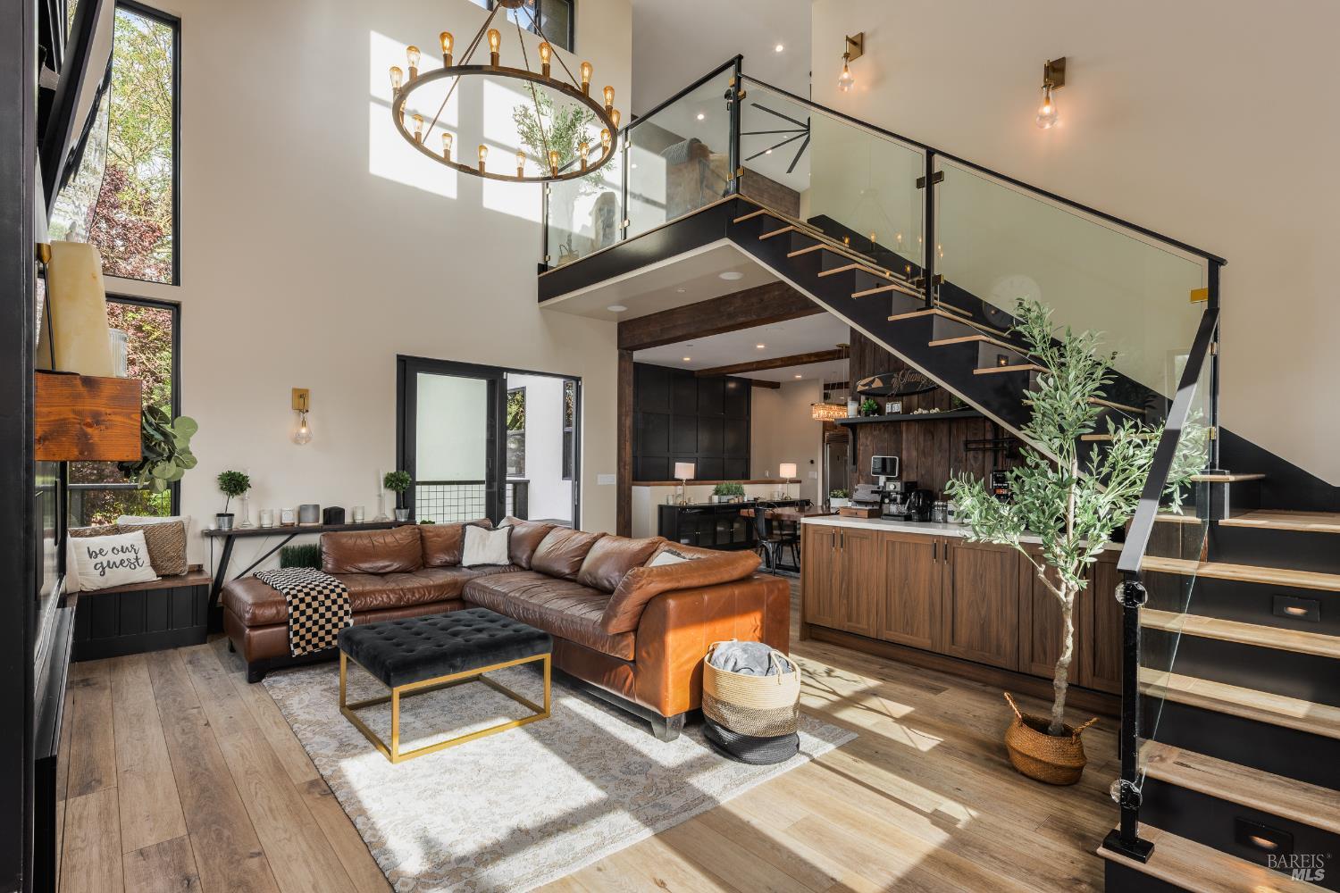 18015 Riverside Drive Sonoma CA 95476