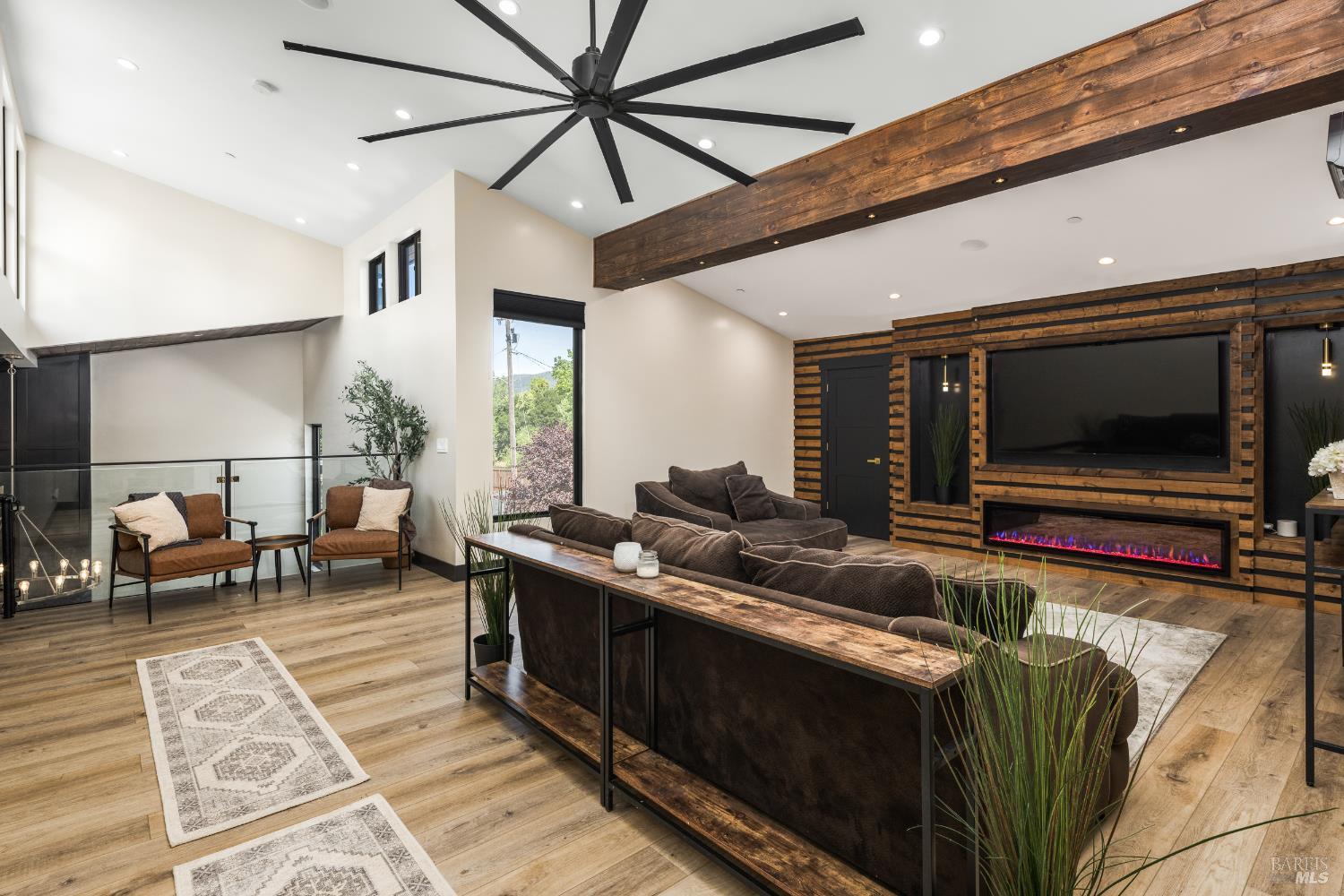 18015 Riverside Drive Sonoma CA 95476