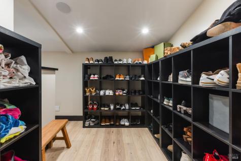 18015 Riverside Drive Sonoma CA 95476