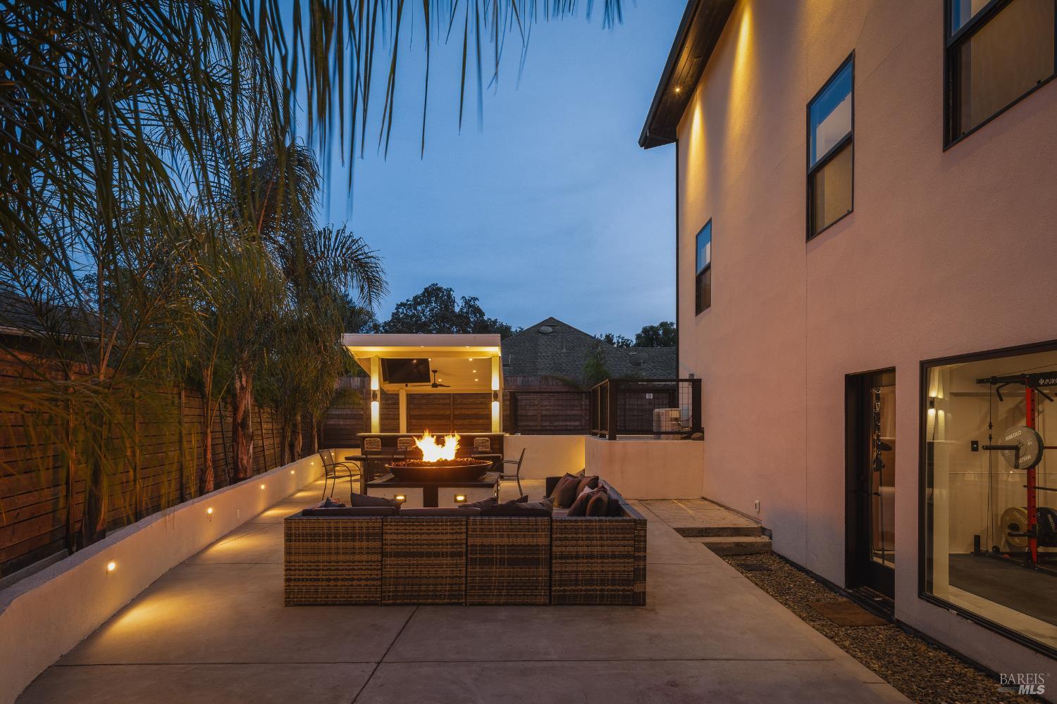 18015 Riverside Drive Sonoma CA 95476